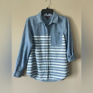Tommy Hilfiger Women’s Denim Striped Button Down Shirt Size M